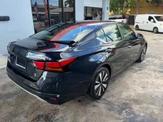 Nissan Altima del 2021