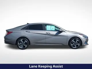 Hundai Elantra 2023 Limited 4dr Sedan