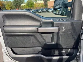Ford F-150 2019 4x4 XLT 4dr SuperCrew 5.5 ft. SB