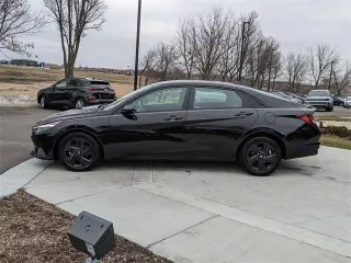 Hyundai Elantra 2021 SEL 4dr Sedán