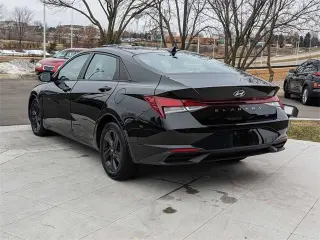 Hyundai Elantra 2021 SEL 4dr Sedán