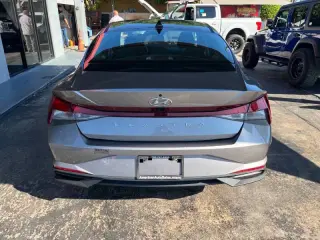 Elántra Hyundai 2023