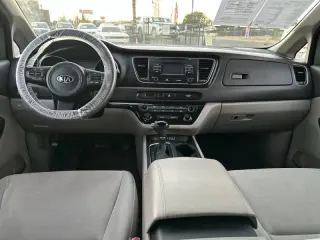 2015 Kia Sedona