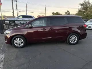 2015 Kia Sedona