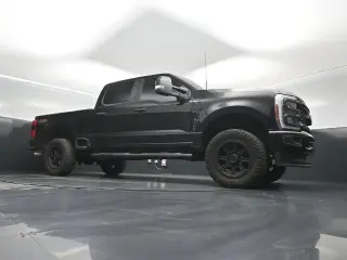 Ford F-250 Super Duty 2023 4x4 XL 4dr Crew Cab 6.8 ft. SB Pickup