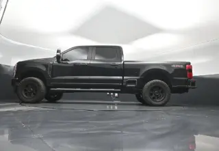 Ford F-250 Super Duty 2023 4x4 XL 4dr Crew Cab 6.8 ft. SB Pickup