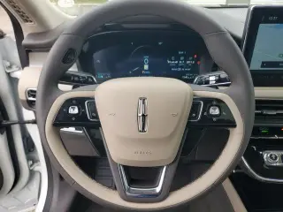Lincoln Corsair 2024 AWD Premiere 4dr SUV