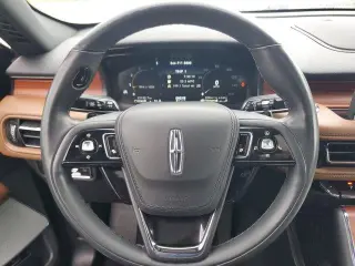 Lincoln Aviator 2023 AWD Reserve 4dr SUV