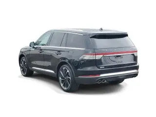 Lincoln Aviator 2023 AWD Reserve 4dr SUV
