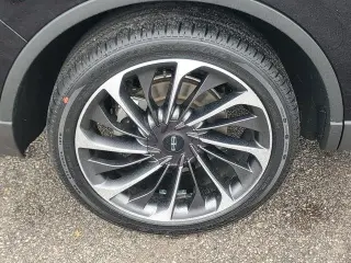 Lincoln Aviator 2023 AWD Reserve 4dr SUV
