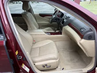 2007 Lexus LS 460