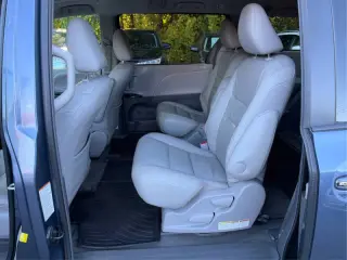 Toyota Sienna del año 2017