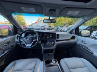 Toyota Sienna del año 2017