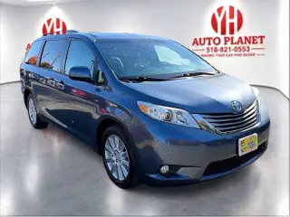 Toyota Sienna del año 2017