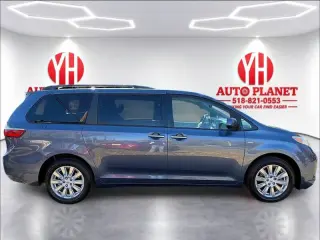 Toyota Sienna del año 2017