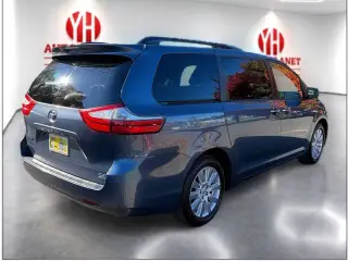 Toyota Sienna del año 2017