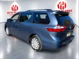 Toyota Sienna del año 2017