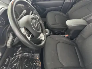 2023 Jeep Renegade