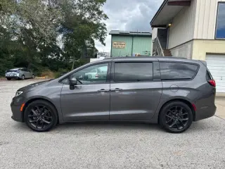 2021 Chrysler Pacifica
