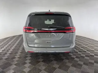 2022 Chrysler Pacifica