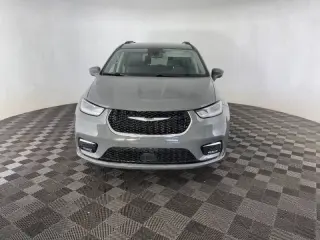 2022 Chrysler Pacifica