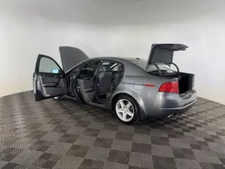 2004 Acura TL