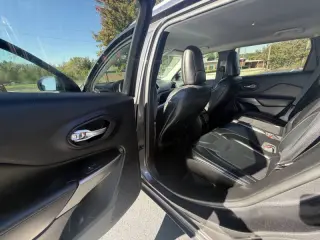 Jeep Cherokee 2021