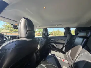 Jeep Cherokee 2021
