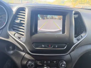 Jeep Cherokee 2021