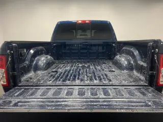 Ram 2500 2022 4x4 Tradesman 4dr Crew Cab 6.3 ft. SB Pickup