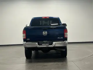 Ram 2500 2022 4x4 Tradesman 4dr Crew Cab 6.3 ft. SB Pickup