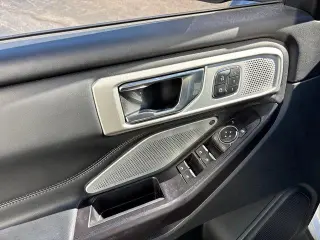 Ford Explorer 2020 AWD Platinum 4dr SUV