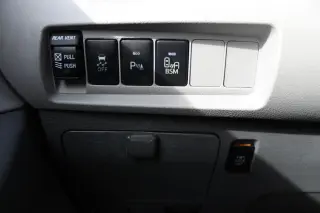 2016 TOYOTA SIENNA