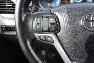 2016 TOYOTA SIENNA