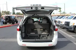 2016 TOYOTA SIENNA