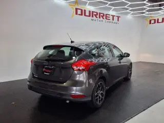 Ford Focus 2017 SEL 4dr Hatchback