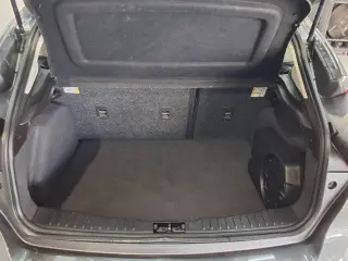 Ford Focus 2017 SEL 4dr Hatchback