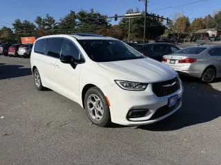 2024 Chrysler Pacifica