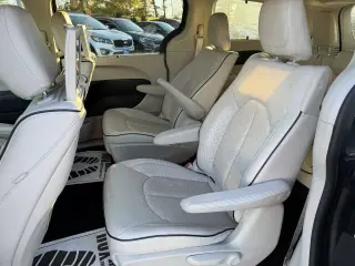 2018 Chrysler Pacifica Hybrid