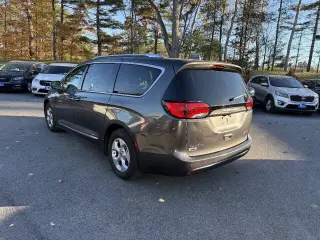 2018 Chrysler Pacifica Hybrid