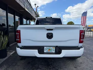 2022 Ram 2500 CREW CAB
