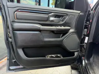 2020 Ram 1500 CREW CAB