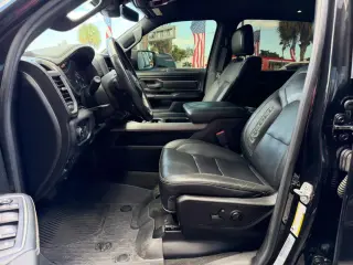 2020 Ram 1500 CREW CAB