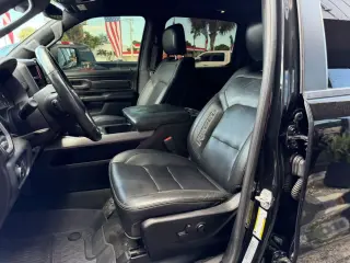 2020 Ram 1500 CREW CAB
