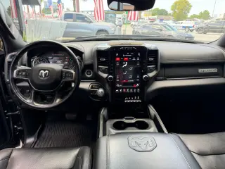2020 Ram 1500 CREW CAB