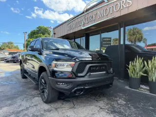 2020 Ram 1500 CREW CAB