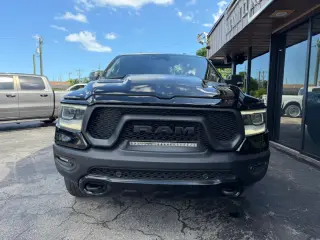 2020 Ram 1500 CREW CAB