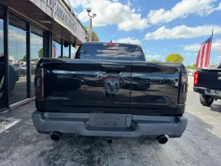 2020 Ram 1500 CREW CAB