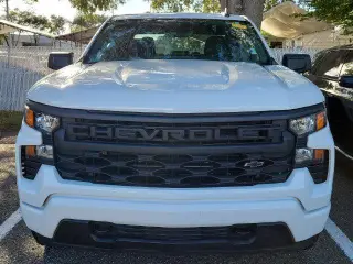 Chevrolet Silverado 1500 2025 4x4 Custom 4dr Crew Cab 5.8 ft. SB