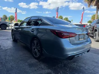 2018 Infiniti Q50